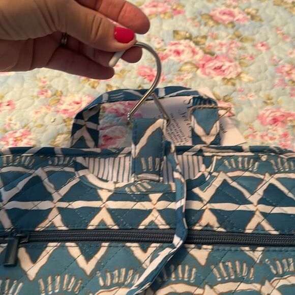 NEW Seabird Society Sunshine Daydream Travel Carry-All Turqoise Geo Trubal Print - Picture 7 of 7